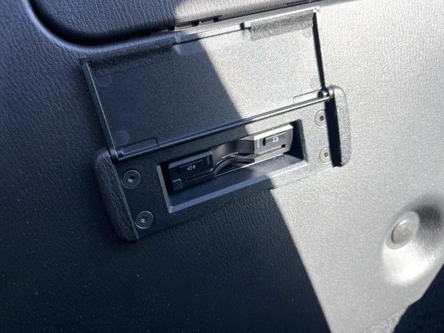 ロードスターRF VS マツダコネクトディスプレイ BOSEサウンド 衝突被害軽減システム LEDヘッドライト 革巻きステアリング 純正17インチアルミ 黒革シート クルーズコントロール シートヒーター パドルシフト(40枚目)