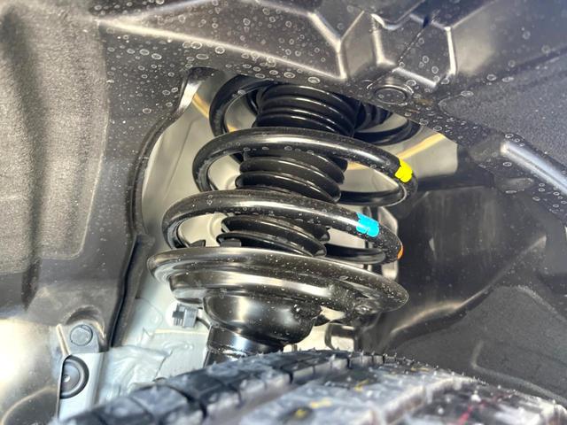 フォレスター プレミアムS:HEV EX 登録済未使用車 サンルーフ ツートンカラー ハーマンカードンサウンドシステム スマートリアビューミラー パワーリアゲート ルーフレール 茶革シート LEDヘッドライト 革巻きステアリング(21枚目)