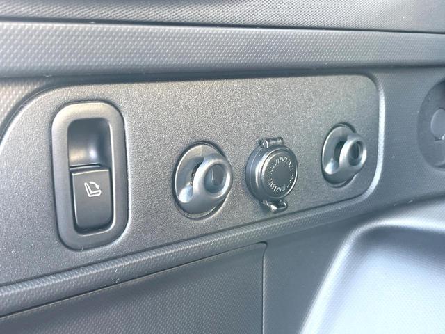 フォレスター プレミアムS:HEV EX 登録済未使用車 サンルーフ ツートンカラー ハーマンカードンサウンドシステム スマートリアビューミラー パワーリアゲート ルーフレール 茶革シート LEDヘッドライト 革巻きステアリング(40枚目)