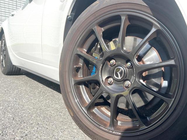 ロードスター 990S 特別仕様車 6MT HKS製マフラー LEDアクセサリーランプ 衝突被害軽減システム 純正RAYS16インチアルミ Brembo製キャリパー ブラインドスポットモニタリング クリアランスソナー(12枚目)