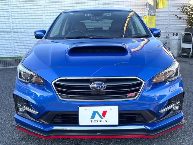 レヴォーグ １．６ＳＴＩスポーツアイサイト　後期Ｅ型　ＳＴＩスタイルパッケージ　柿本マフラー　アドバンスドセイフティパッケージ　ＬＥＤアクセサリーライナー　スマートリアビューミラー　ビルシュタインダンパー　純正８型ナビ　革巻きステアリング（14枚目）