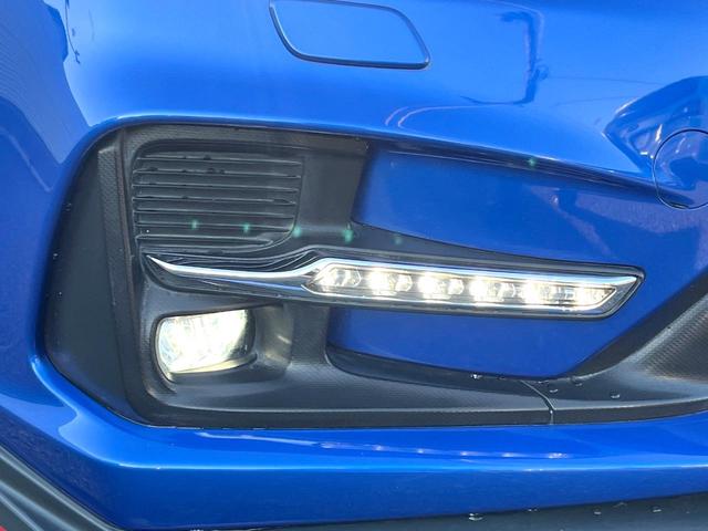 レヴォーグ １．６ＳＴＩスポーツアイサイト　後期Ｅ型　ＳＴＩスタイルパッケージ　柿本マフラー　アドバンスドセイフティパッケージ　ＬＥＤアクセサリーライナー　スマートリアビューミラー　ビルシュタインダンパー　純正８型ナビ　革巻きステアリング（47枚目）