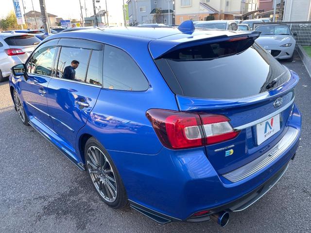 レヴォーグ １．６ＳＴＩスポーツアイサイト　後期Ｅ型　ＳＴＩスタイルパッケージ　柿本マフラー　アドバンスドセイフティパッケージ　ＬＥＤアクセサリーライナー　スマートリアビューミラー　ビルシュタインダンパー　純正８型ナビ　革巻きステアリング（51枚目）