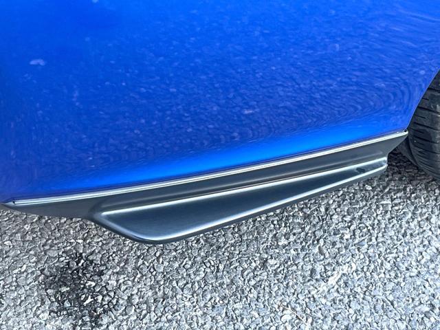 レヴォーグ １．６ＳＴＩスポーツアイサイト　後期Ｅ型　ＳＴＩスタイルパッケージ　柿本マフラー　アドバンスドセイフティパッケージ　ＬＥＤアクセサリーライナー　スマートリアビューミラー　ビルシュタインダンパー　純正８型ナビ　革巻きステアリング（53枚目）