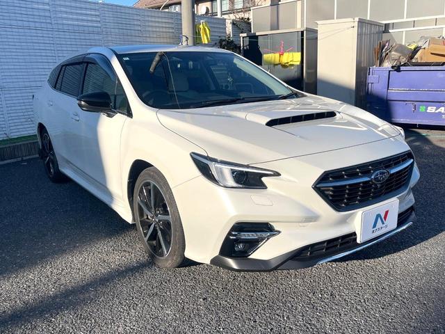 レヴォーグ ＧＴ－Ｈ　ＥＸ　リアアンダーディフューザー　ＬＥＤアクセサリーライナー　ＣＤ／ＤＶＤデッキ　パワートランクリッド　１１．６型メモリーナビ　純正１８インチアルミ　ＬＥＤヘッドライト　革巻きステアリング　禁煙車（16枚目）