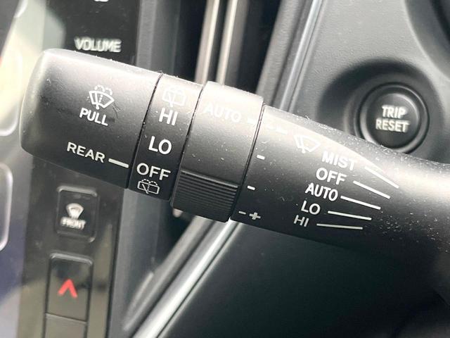 レヴォーグ ＧＴ－Ｈ　ＥＸ　リアアンダーディフューザー　ＬＥＤアクセサリーライナー　ＣＤ／ＤＶＤデッキ　パワートランクリッド　１１．６型メモリーナビ　純正１８インチアルミ　ＬＥＤヘッドライト　革巻きステアリング　禁煙車（27枚目）