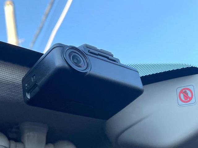 レヴォーグ １．６ＧＴアイサイト　Ｓスタイル　純正ナビ　ＬＥＤアクセサリーライナー　ＬＥＤヘッドライト　革巻きステアリング　純正１８インチアルミホイール　レーダークルーズコントロール　オートライト　スマートキー　ターボ　４ＷＤ　アイサイト（41枚目）