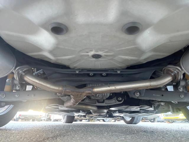 レヴォーグ １．６ＳＴＩスポーツアイサイト　後期Ｄ型　アドバンスドセイフティパッケージ　ＬＥＤアクセサリーライナー　スマートリアビューミラー　ＳＴＩタワーバー　ＲＡＹＳ製１８インチアルミ　純正８型ナビ　シートメモリー　ビルシュタインダンパー（19枚目）