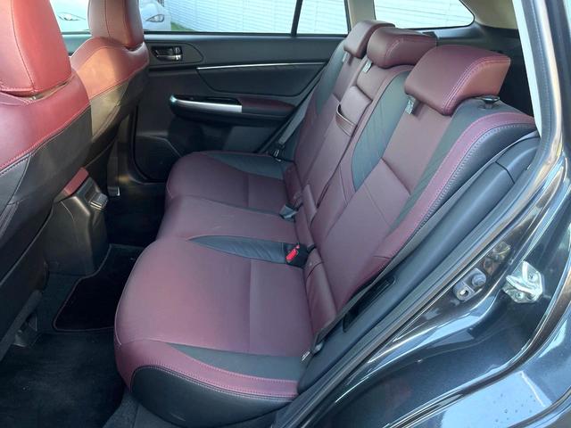 レヴォーグ １．６ＳＴＩスポーツアイサイト　後期Ｄ型　アドバンスドセイフティパッケージ　ＬＥＤアクセサリーライナー　スマートリアビューミラー　ＳＴＩタワーバー　ＲＡＹＳ製１８インチアルミ　純正８型ナビ　シートメモリー　ビルシュタインダンパー（40枚目）