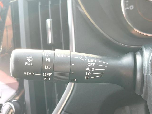 ＸＶ ２．０ｉ－Ｓ　アイサイト　純正８型ビルトインナビ　黒革シート　ルーフレール　ＬＥＤヘッドライト　革巻きステアリング　純正１８インチアルミホイール　パワーシート　シートヒーター　レーダークルーズ　スマートキー　アイサイト（26枚目）