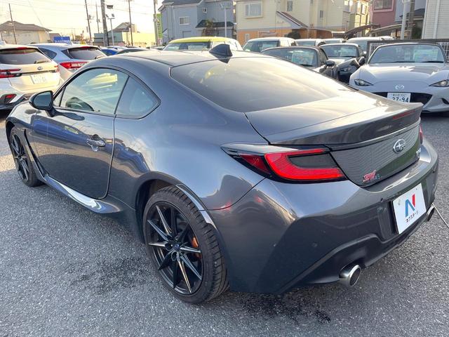 ＢＲＺ ＳＴＩ　スポーツ　ブレンボ製ブレーキ　純正ナビ　バックカメラ　ＥＴＣ　ドライブレコーダー　ＳＴＩダンパー　純正１８インチアルミホイール　ＬＥＤヘッドライト　シートヒーター　リアビークルディテクション　スマートキー（46枚目）