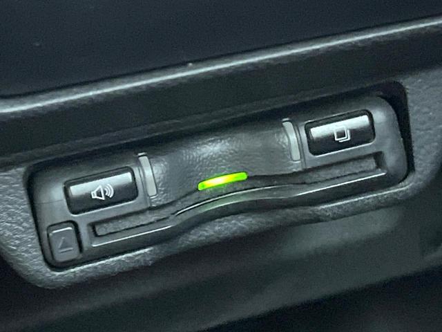 レヴォーグ ＳＴＩスポーツ　ＥＸ　１１．６型ナビ　ＬＥＤアクセサリーライナー　パワートランクリッド　スマートリアビューミラー　レザーシート　ＬＥＤヘッドライト　革巻きステアリング　純正１８インチアルミ　禁煙車　アイサイトＸ（41枚目）