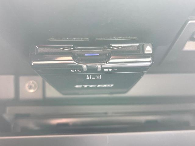 インプレッサスポーツ ２．０ｉ－Ｌアイサイト　アドバンスドセイフティパッケージ　クリアビューパック　ＬＥＤヘッドライト　純正ナビ　バックカメラ　ＥＴＣ　ドライブレコーダー　アイサイトＶｅｒ３　純正１７インチアルミホイール　スマートキー（8枚目）