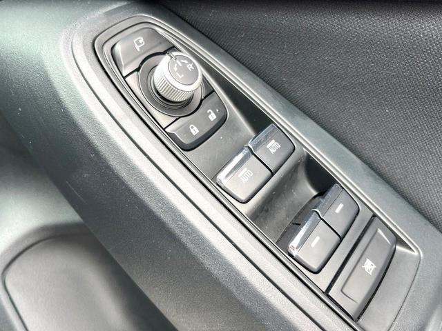 インプレッサスポーツ ２．０ｉ－Ｌアイサイト　アドバンスドセイフティパッケージ　クリアビューパック　ＬＥＤヘッドライト　純正ナビ　バックカメラ　ＥＴＣ　ドライブレコーダー　アイサイトＶｅｒ３　純正１７インチアルミホイール　スマートキー（28枚目）