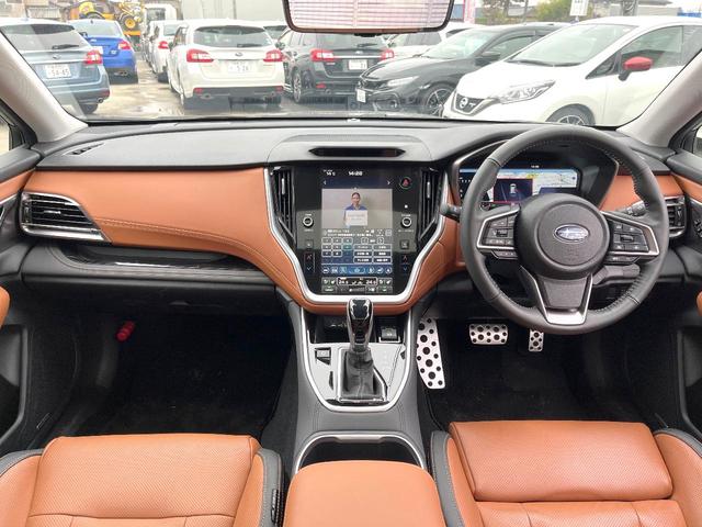 レガシィアウトバック リミテッドＥＸ　本革シート　サンルーフ　ハーマンカードンサウンド　１１．６インチナビ　バックカメラ　ＥＴＣ　ドライブレコーダー　アイサイトＸ　パワーバックドア　シートヒーター　パワーシート　スマートキー（2枚目）