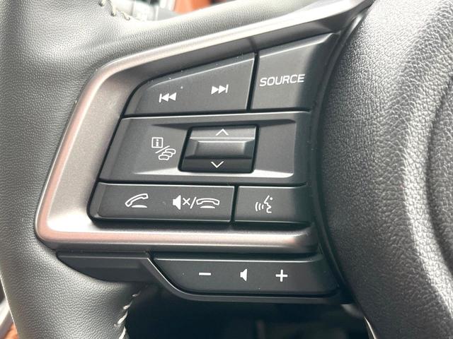 レガシィアウトバック リミテッドＥＸ　本革シート　サンルーフ　ハーマンカードンサウンド　１１．６インチナビ　バックカメラ　ＥＴＣ　ドライブレコーダー　アイサイトＸ　パワーバックドア　シートヒーター　パワーシート　スマートキー（25枚目）