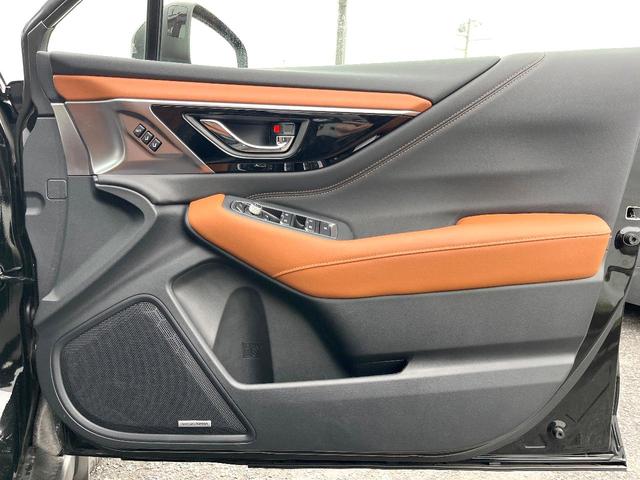 レガシィアウトバック リミテッドＥＸ　本革シート　サンルーフ　ハーマンカードンサウンド　１１．６インチナビ　バックカメラ　ＥＴＣ　ドライブレコーダー　アイサイトＸ　パワーバックドア　シートヒーター　パワーシート　スマートキー（38枚目）