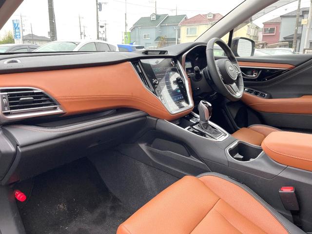 レガシィアウトバック リミテッドＥＸ　本革シート　サンルーフ　ハーマンカードンサウンド　１１．６インチナビ　バックカメラ　ＥＴＣ　ドライブレコーダー　アイサイトＸ　パワーバックドア　シートヒーター　パワーシート　スマートキー（47枚目）