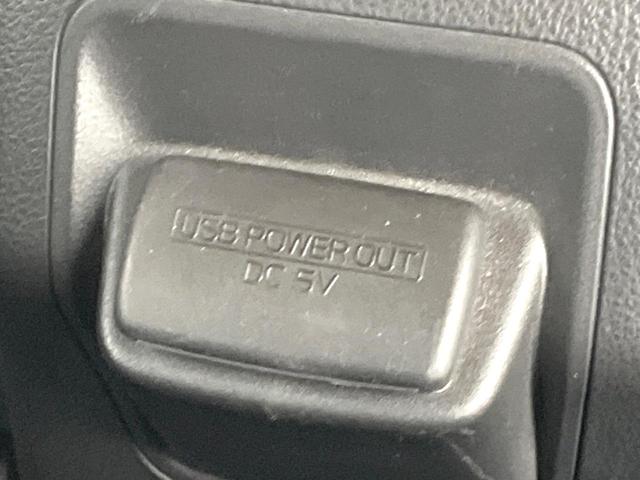 レヴォーグ １．６ＧＴ－Ｓアイサイト　サンルーフ　革シートセット　アドバンスドセイフティパッケージ　純正ナビ　バックカメラ　ＥＴＣ　アイサイトＶｅｒ３　ＬＥＤヘッドライト　純正１８インチアルミホイール　ビルシュタインダンパー　パワーシート（22枚目）