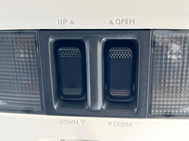 レヴォーグ １．６ＧＴ－Ｓアイサイト　サンルーフ　革シートセット　アドバンスドセイフティパッケージ　純正ナビ　バックカメラ　ＥＴＣ　アイサイトＶｅｒ３　ＬＥＤヘッドライト　純正１８インチアルミホイール　ビルシュタインダンパー　パワーシート（49枚目）