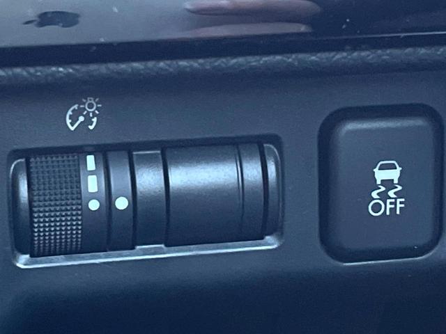 レヴォーグ 1.6GTアイサイト Vスポーツ F型 純正8型ビルトインナビ LEDアクセサリーライナー ビルシュタインダンパー LEDヘッドライト 革巻きステアリング 純正18インチアルミ パワーシート シートヒーター スマートキー アイサイト(40枚目)