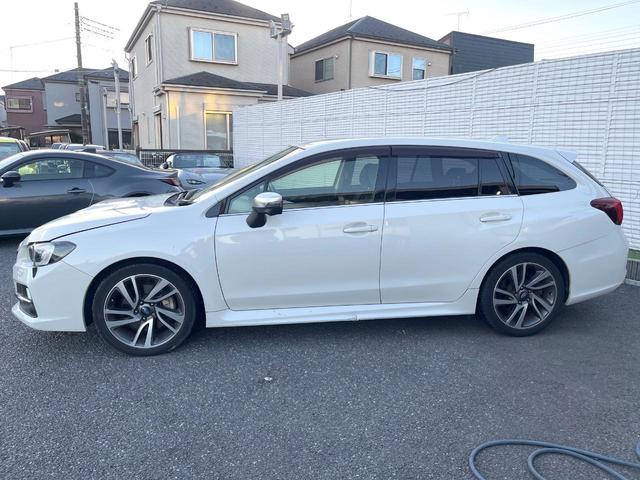 レヴォーグ １．６ＧＴ－Ｓアイサイト　４ＷＤ　ターボ　純正ＳＤナビ　サイド・バックカメラ　衝突被害軽減システム　レザーシート　スマートキー　ＬＥＤヘッド　ビルトインＥＴＣ　純正１８インチアルミ　オートハイビーム　車線逸脱警報（16枚目）