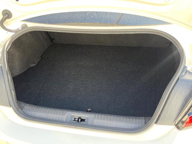 ＢＲＺ Ｒ　純正９型ビルトインナビ　ＳＴＩエアロ　ＬＥＤアクセサリーライナー　純正１７インチアルミホイール　革巻きステアリング　ＬＥＤヘッドライト　レーダークルーズ　スマートキー　アイサイト　禁煙車（10枚目）