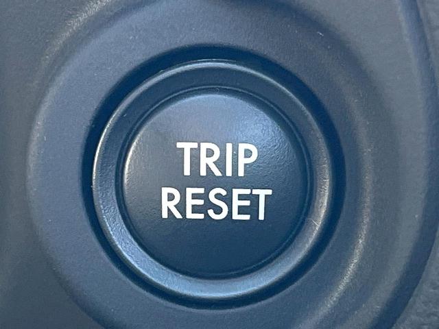 ＢＲＺ Ｒ　純正９型ビルトインナビ　ＳＴＩエアロ　ＬＥＤアクセサリーライナー　純正１７インチアルミホイール　革巻きステアリング　ＬＥＤヘッドライト　レーダークルーズ　スマートキー　アイサイト　禁煙車（31枚目）