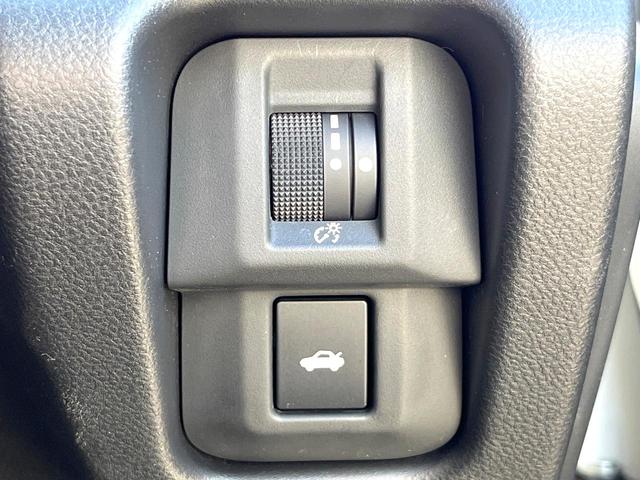 ＢＲＺ Ｒ　純正９型ビルトインナビ　ＳＴＩエアロ　ＬＥＤアクセサリーライナー　純正１７インチアルミホイール　革巻きステアリング　ＬＥＤヘッドライト　レーダークルーズ　スマートキー　アイサイト　禁煙車（32枚目）