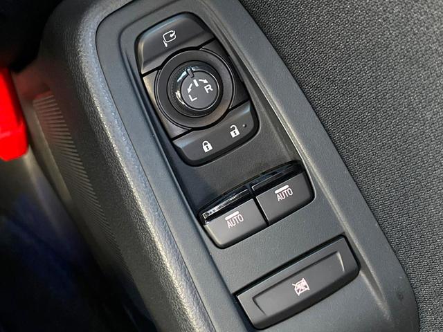 ＢＲＺ Ｒ　純正９型ビルトインナビ　ＳＴＩエアロ　ＬＥＤアクセサリーライナー　純正１７インチアルミホイール　革巻きステアリング　ＬＥＤヘッドライト　レーダークルーズ　スマートキー　アイサイト　禁煙車（33枚目）