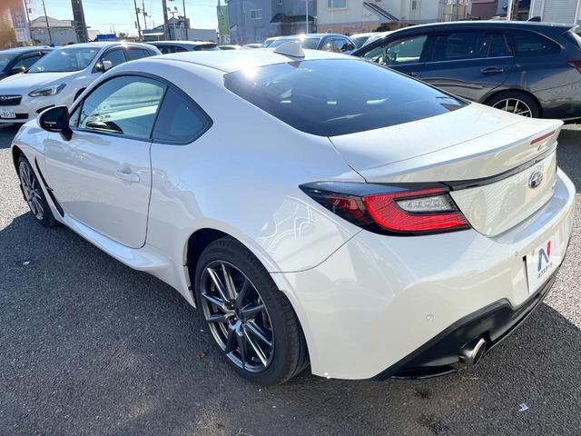 ＢＲＺ Ｒ　純正９型ビルトインナビ　ＳＴＩエアロ　ＬＥＤアクセサリーライナー　純正１７インチアルミホイール　革巻きステアリング　ＬＥＤヘッドライト　レーダークルーズ　スマートキー　アイサイト　禁煙車（44枚目）