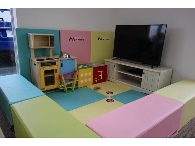 ＢＲＺ Ｒ　純正９型ビルトインナビ　ＳＴＩエアロ　ＬＥＤアクセサリーライナー　純正１７インチアルミホイール　革巻きステアリング　ＬＥＤヘッドライト　レーダークルーズ　スマートキー　アイサイト　禁煙車（67枚目）