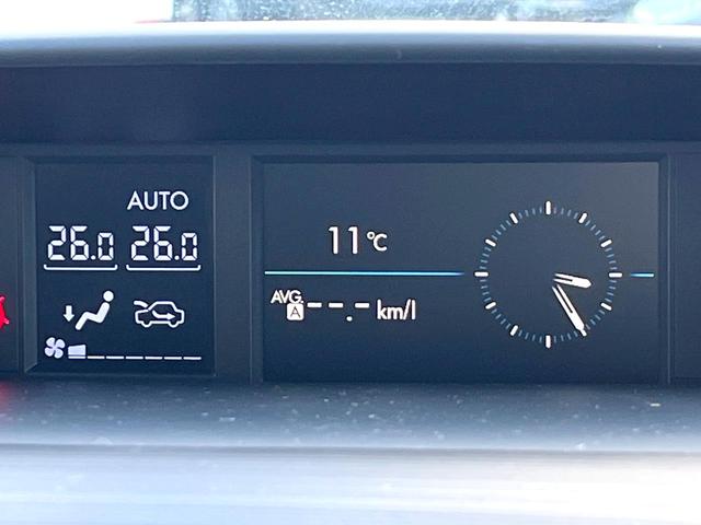 フォレスター ２．０ＸＴ　アイサイト　黒革シート　パワーバックドア　ルーフレール　ＨＩＤヘッドライト　革巻きステアリング　純正１７インチアルミホイール　レーダークルーズ　パドルシフト　スマートキー　禁煙車　４ＷＤ　アイサイト（21枚目）