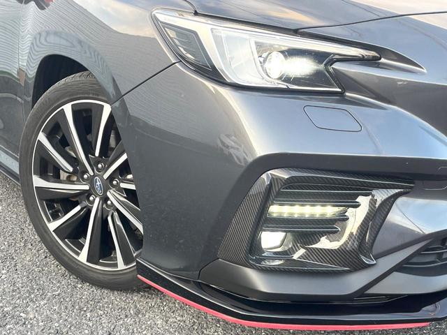 �y�����P�W�C���`�A���~�z�C�[���z�O�ςɃ}�b�`���������A���~�z�C�[���𑕒����Ă���܂��B�e��ЊO�A���~�z�C�[����A�X�^�b�h���X�^�C�����戵�����Ă���܂��B���񂲑��k����������