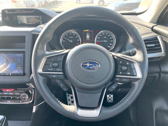 フォレスター スポーツ　Ｄ型　ブラックルーフレール　デジタルインナーミラー　ＬＥＤヘッドライト　革巻きステアリング　純正１８インチアルミ　メモリー機能付きパワーシート　シートヒーター　ステアリングヒーター　パドルシフト（11枚目）