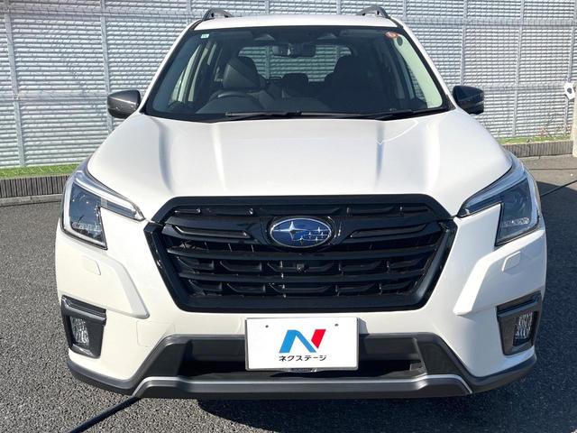 フォレスター スポーツ　Ｄ型　ブラックルーフレール　デジタルインナーミラー　ＬＥＤヘッドライト　革巻きステアリング　純正１８インチアルミ　メモリー機能付きパワーシート　シートヒーター　ステアリングヒーター　パドルシフト（14枚目）