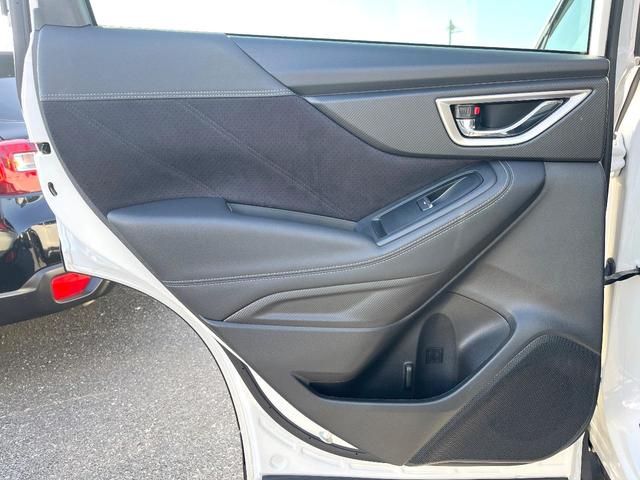 フォレスター スポーツ　Ｄ型　ブラックルーフレール　デジタルインナーミラー　ＬＥＤヘッドライト　革巻きステアリング　純正１８インチアルミ　メモリー機能付きパワーシート　シートヒーター　ステアリングヒーター　パドルシフト（43枚目）