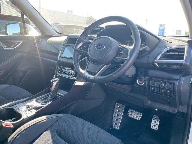 フォレスター スポーツ　Ｄ型　ブラックルーフレール　デジタルインナーミラー　ＬＥＤヘッドライト　革巻きステアリング　純正１８インチアルミ　メモリー機能付きパワーシート　シートヒーター　ステアリングヒーター　パドルシフト（45枚目）