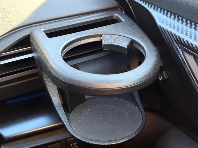 レヴォーグ ＳＴＩスポーツ　ＥＸ　１１．６インチナビ　ＳＴＩマフラー　Ｖａｒｅｎｔｉ製テールランプ　エアロパッケージ　ＬＥＤアクセサリーライナー　スマートリアビューミラー　ＳＴＩタワーバー　パワーバックドア　シートメモリー（38枚目）