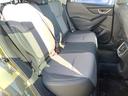 後部座席も気になるようなキズ・汚れやへたり等、大きなダメージはなく、良好な状態です。