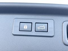 �ڥѥ�Хå��ɥ��ۥ��ޡ��ȥ����䱿ž�ʤΥܥ���򲡤������ǥꥢ�����Ȥ���ư�ǳ��Ĥ��ޤ�����ʪ����äƤ�����䡢�⤤���֤ˤ���Хå��ɥ����Ĥ��ݤ������ʵ�ǽ�Ǥ��� 3