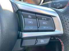 �ڥޥĥ����졼�������롼������ȥ�����۹�®ƻϩ�Ǥ�Ĺ��Υ���Ԥ��ڤˡ���ư��®�٤��ݤĥ��롼������ȥ����뤬�����ͷڸ������ƥ��Ϣ�Ȥ��������μ�ξ���Τ��Ƽִ֤��ݤĤ褦��®��Ĵ�ᤷ�Ƥ���ޤ����� 4