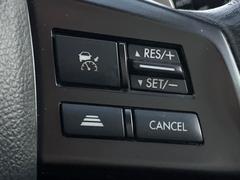 ������®�ɽ���ǽ�ե��롼������ȥ�����۹�®ƻϩ�Ǥ�Ĺ��Υ���Ԥ��ڤˡ�����ư��®�٤��ݤĥ��롼������ȥ����뤬�����ͷڸ������ƥ��Ϣ�Ȥ��������μ�ξ���Τ��Ƽִ֤��ݤĤ褦��®��Ĵ�ᤷ�Ƥ���ޤ����� 5