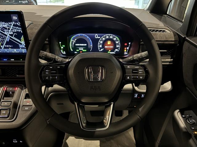 ステップワゴン ｅ：ＨＥＶスパーダ　プレミアムライン　１１．４型ホンダコネクトナビ（カープレイ対応／ＣＤ／ＤＶＤ／Ｂｌｕｅｔｏｏｔｈ接続／ＴＶフルセグ）リアクーラー　オットマン　シートヒーター　パワーバックドア　ＥＴＣ２．０（16枚目）