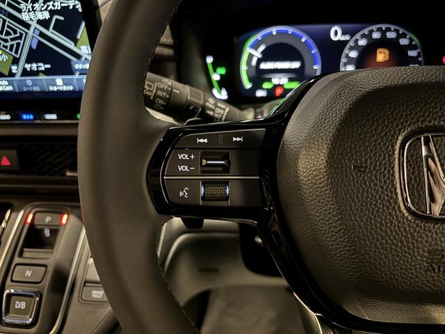 ステップワゴン ｅ：ＨＥＶスパーダ　プレミアムライン　１１．４型ホンダコネクトナビ（カープレイ対応／ＣＤ／ＤＶＤ／Ｂｌｕｅｔｏｏｔｈ接続／ＴＶフルセグ）リアクーラー　オットマン　シートヒーター　パワーバックドア　ＥＴＣ２．０（17枚目）
