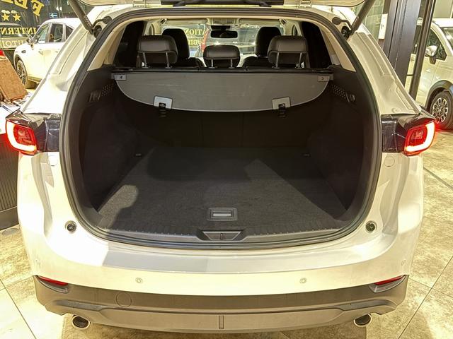 ＣＸ－５ ２０Ｓ　ブラックトーンエディション　新車保証付　Ｂｌａｃｋ　Ｔｏｎｅ　Ｅｄｉｔｉｏｎ　専用ＡＷ１９　８．８型センターディスプレイ（カープレイ対応／Ｂｌｕｅｔｏｏｔｈ接続）　ナビ用ＳＤカード　フィルムリア５面　全周カメラ　ＨＵＤ　ＥＴＣ（27枚目）