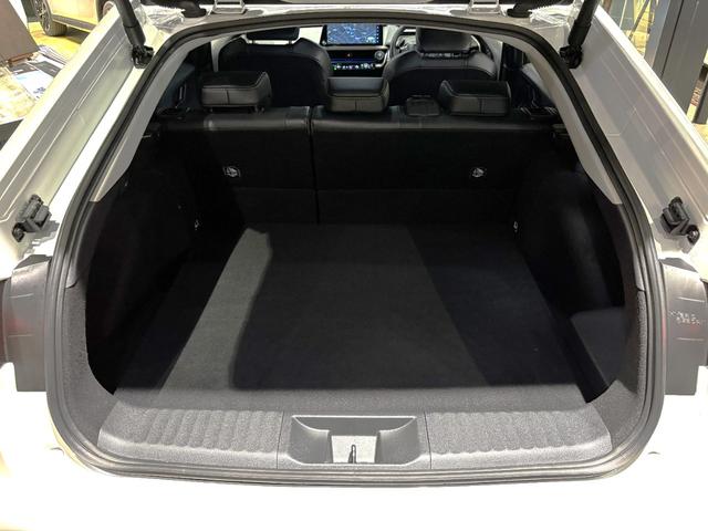 プリウス Z 新車保証付 デジタルインナーミラー パノラミックビューモニター 12.3型コネクトナビ(カープレイ対応/Bluetooth接続/TV) ドラレコ前後 ワンオーナー ステアリングヒーター ETC2.0(29枚目)