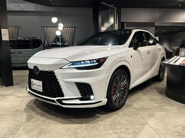 ＲＸ 　新車保証付　オレンジキャリパー　パノラマサンルーフ　白本革エアーシート　全周モニター　１４型ＤＡコネクトナビ　ルーフレール　Ｄインナーミラー　ドラレコ　三眼ＬＥＤ　Ｐバックドア　ＨＵＤ　ＥＴＣ２．０（9枚目）