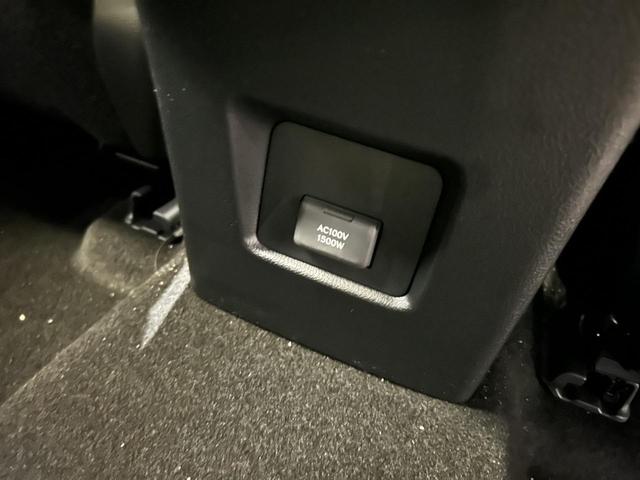 ＲＸ 　新車保証付　オレンジキャリパー　パノラマサンルーフ　白本革エアーシート　全周モニター　１４型ＤＡコネクトナビ　ルーフレール　Ｄインナーミラー　ドラレコ　三眼ＬＥＤ　Ｐバックドア　ＨＵＤ　ＥＴＣ２．０（31枚目）