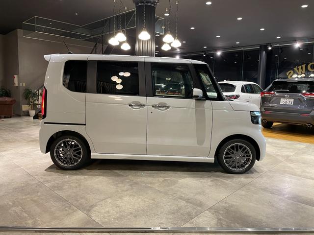 N-BOXカスタム ターボ 純正8型ディスプレイオーディオ ETC バックカメラ carplay対応 両側パワースライド シートヒーター(11枚目)